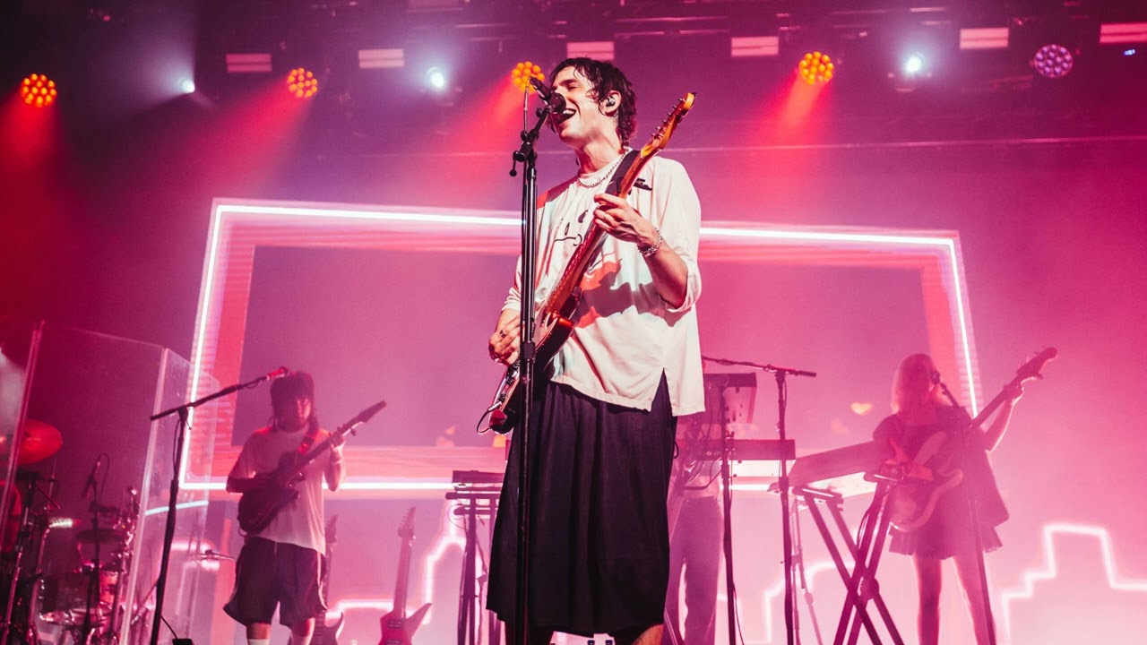 Porter Robinson - SMILE! :D World Tour (triple j Live At The Wireless HQ rip)