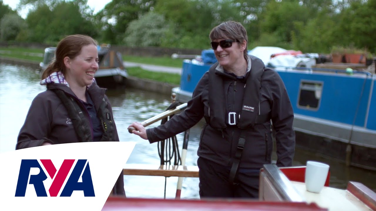 Introduction to RYA Inland Waterways Courses - Helmsman's Course & Crew Course