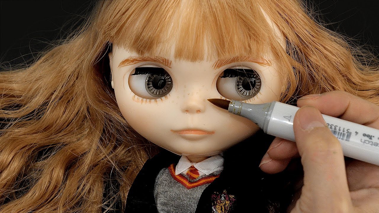 I re-paint $600 DOLLS into HARRY POTTER