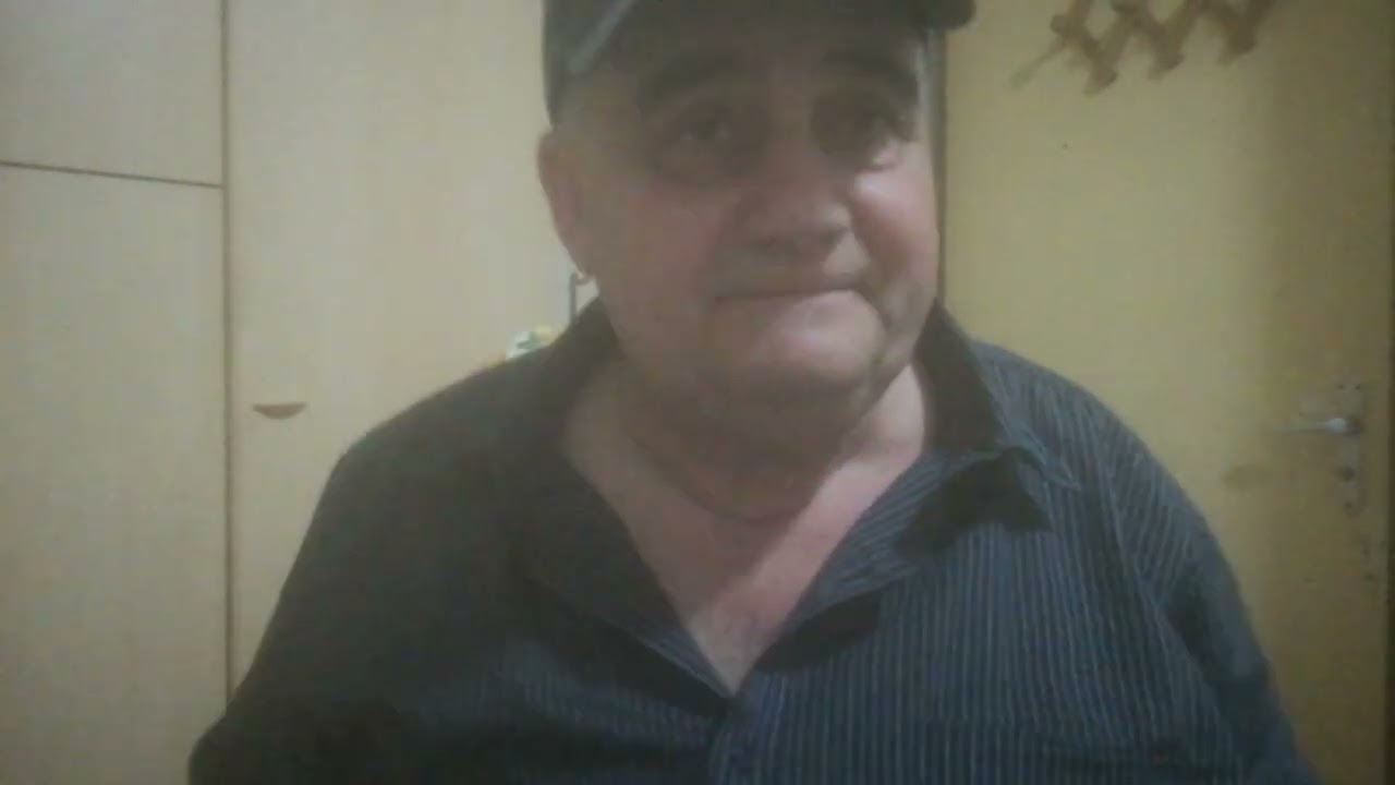 Bel brano di Francesco Gabbani dal titolo Spazio Tempo cantata dal sottoscritto. 🎸🎹🎼🎧🎤🎻🎵😍🆗