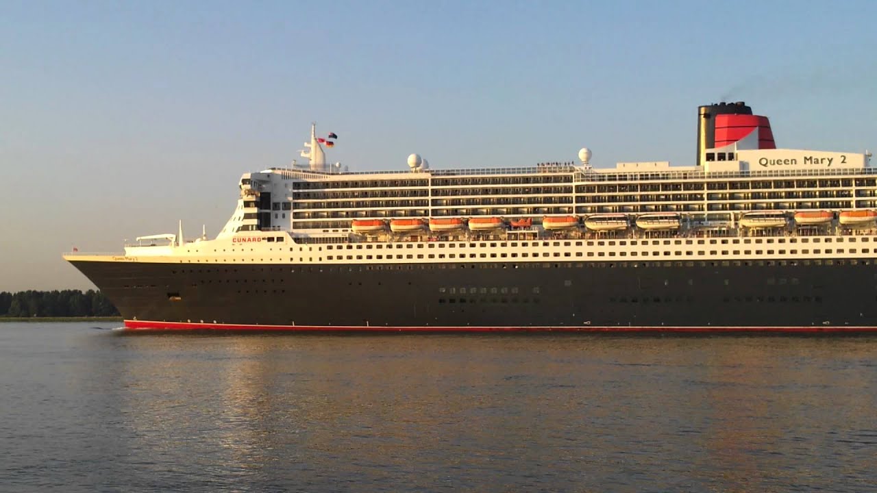 Queen Mary 2 - nice horn!
