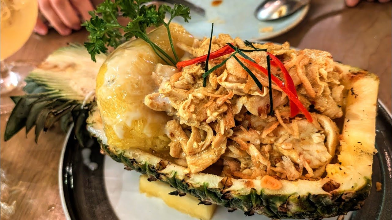 多倫多士嘉堡的 Koh Lipe 泰國餐廳 波蘿雞蒜油飯 & 咖哩牛腩飯（20240910）