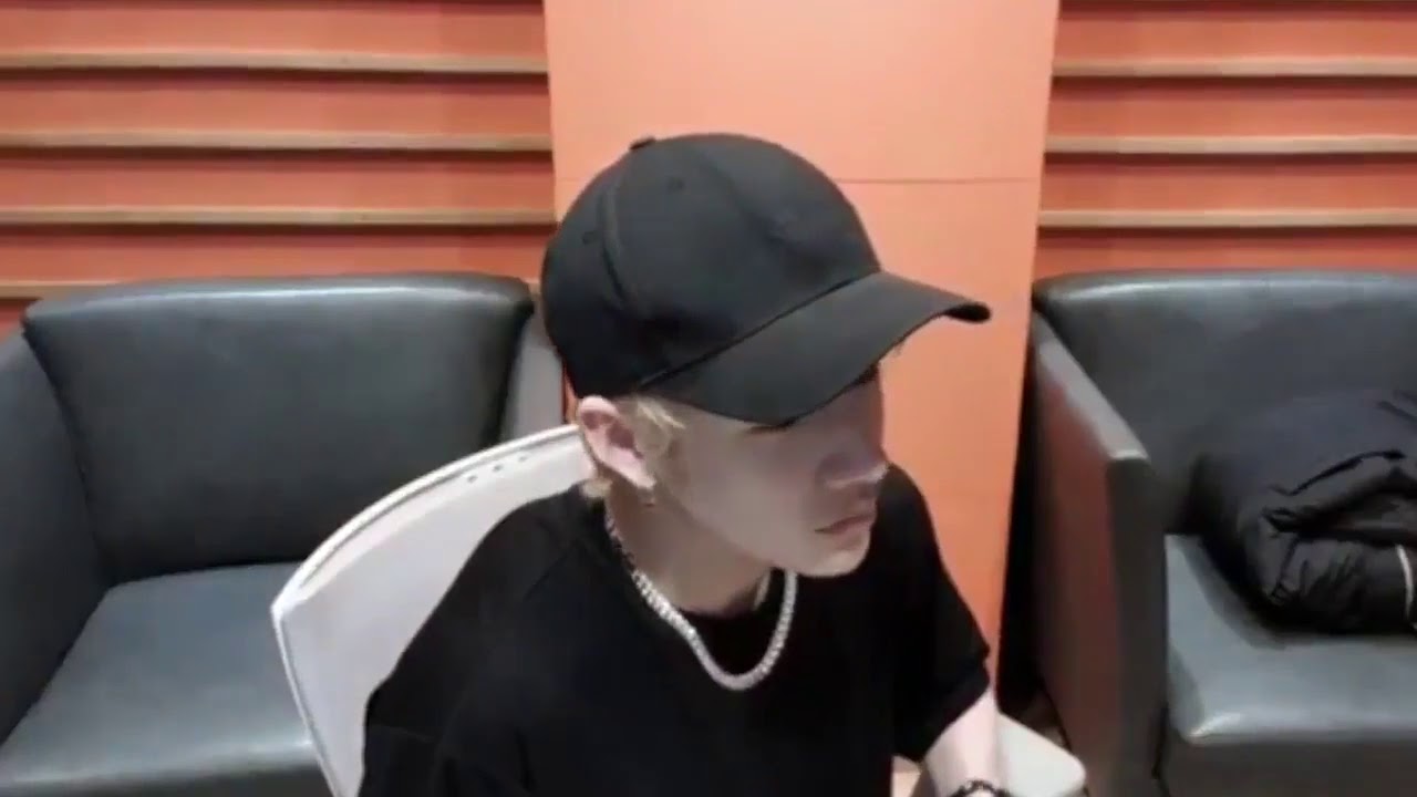 Bangchan singing Demons (by Imagine Dragons)