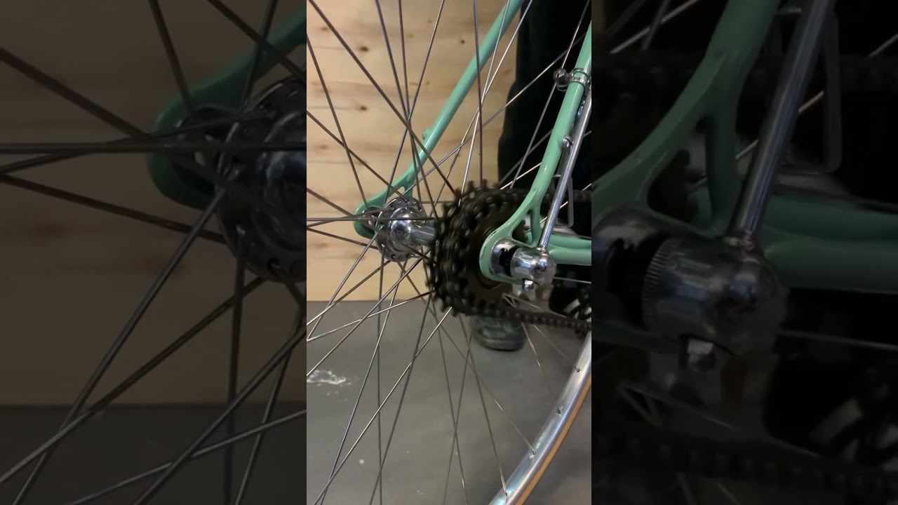 BIKE ANTIGA COM MECANISMOS INCRÍVEIS 😍