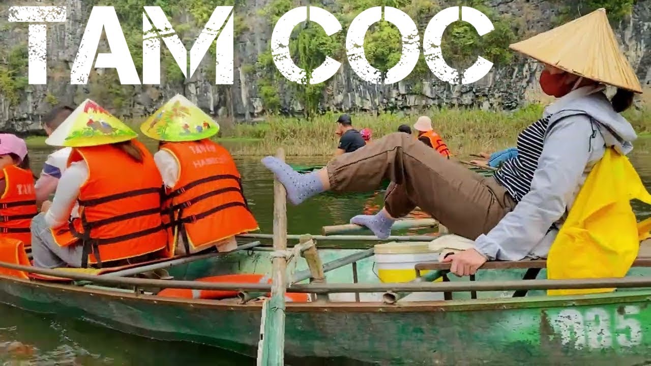 Tam Coc Boat Tour - Ninh Binh Vietnam