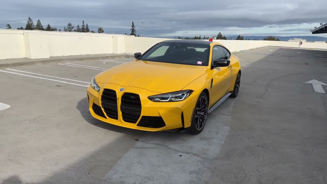 Tour the 2023 M4 Competition in individual Speed Yellow | 4K
