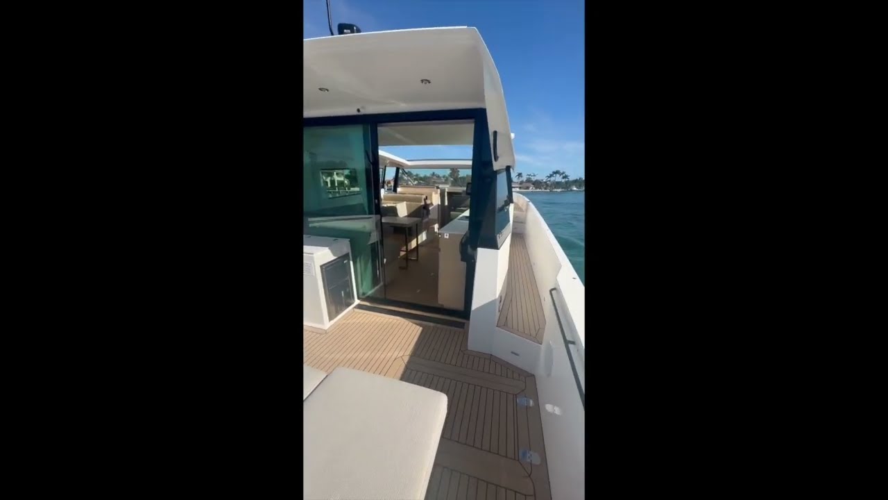 Delta Powerboats 48 Coupé FL to Bahamas