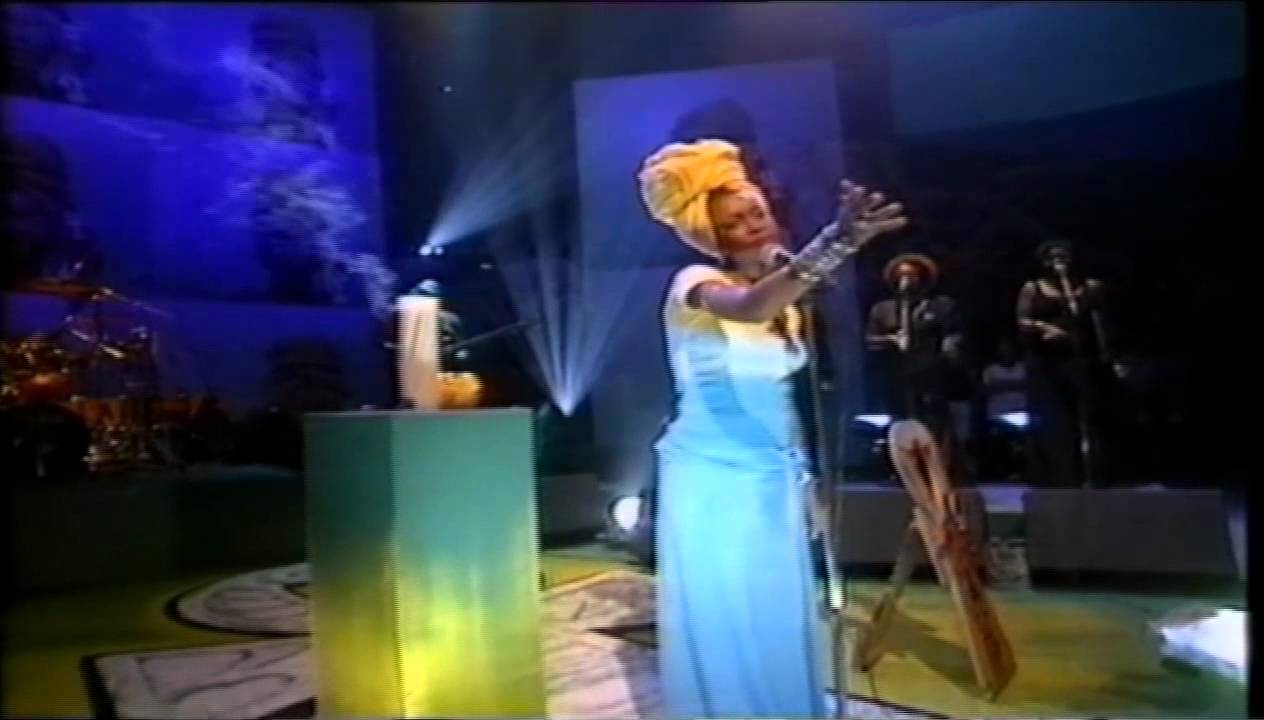 Erykah Badu Next Lifetime live on Jools Holland 1997