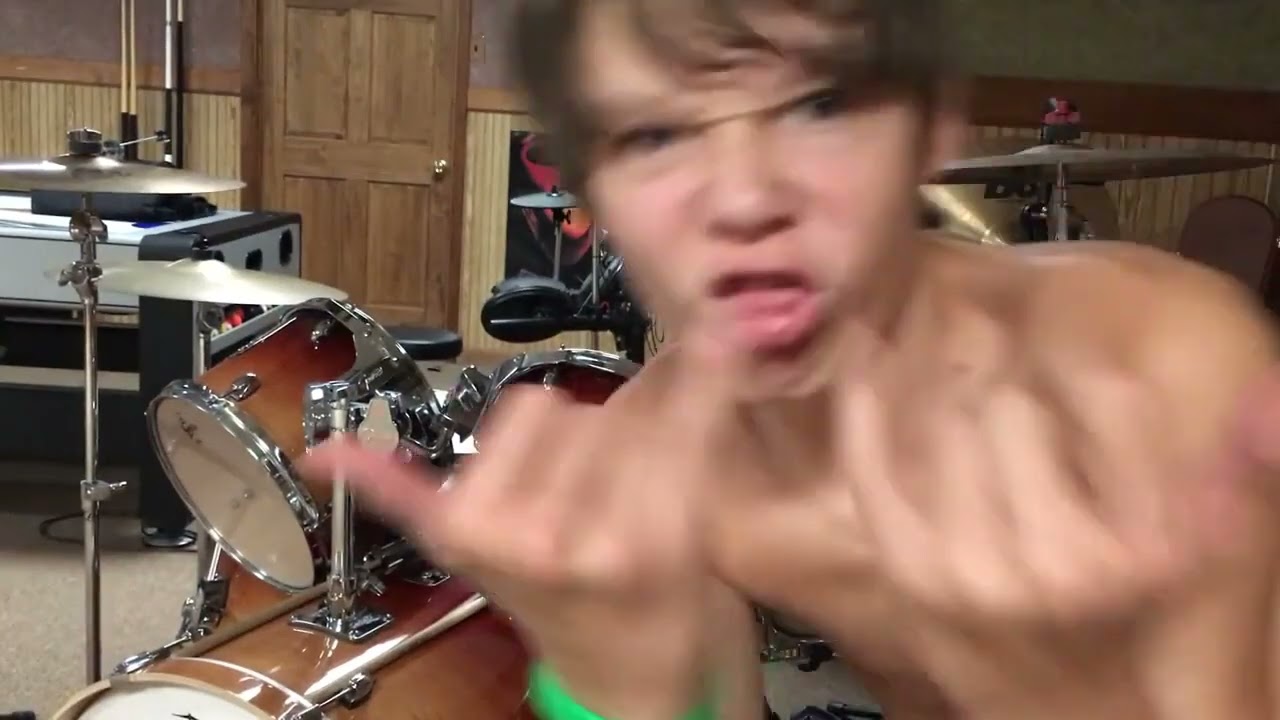 Johnny Drumming