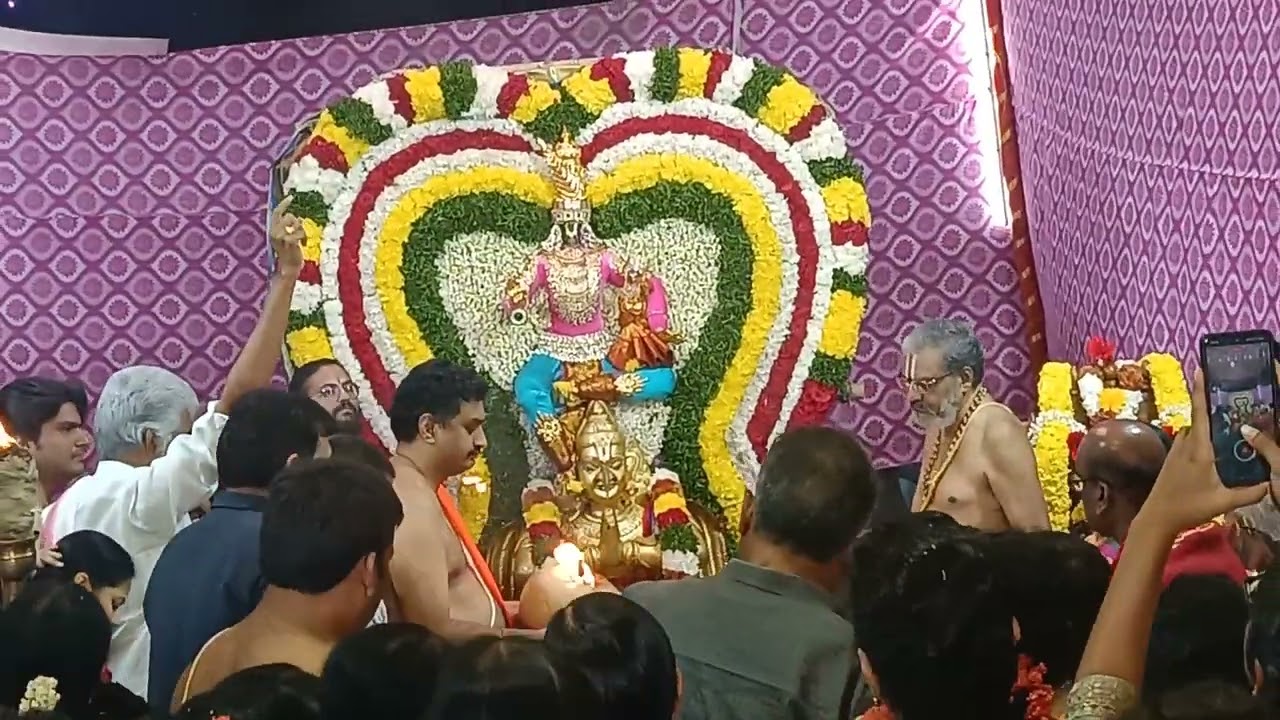 Garuda vahanam #seva #garuda#god #music 