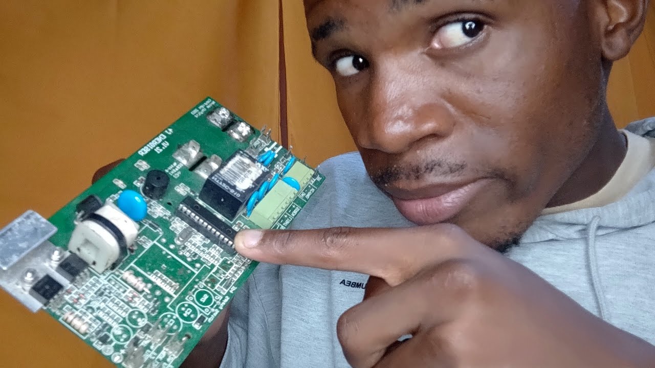 Diferença entre um microcontrolador e um microprocessador 