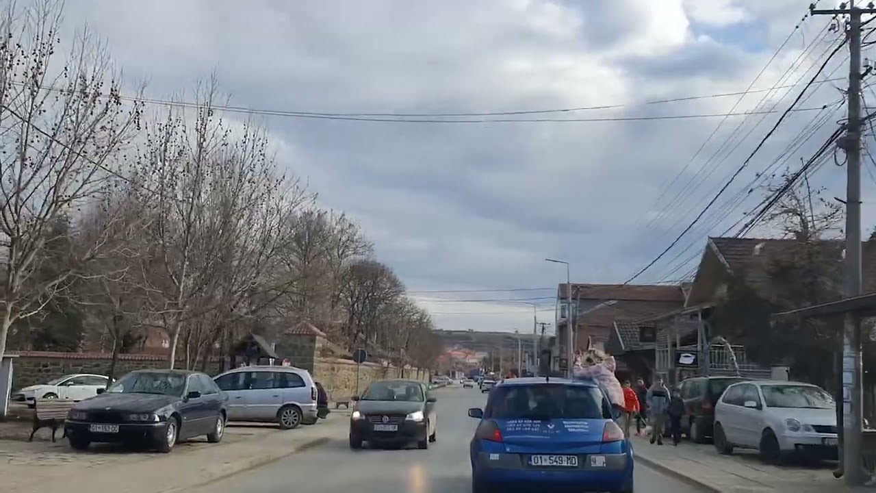Gračanica: Provokacije iz automobila