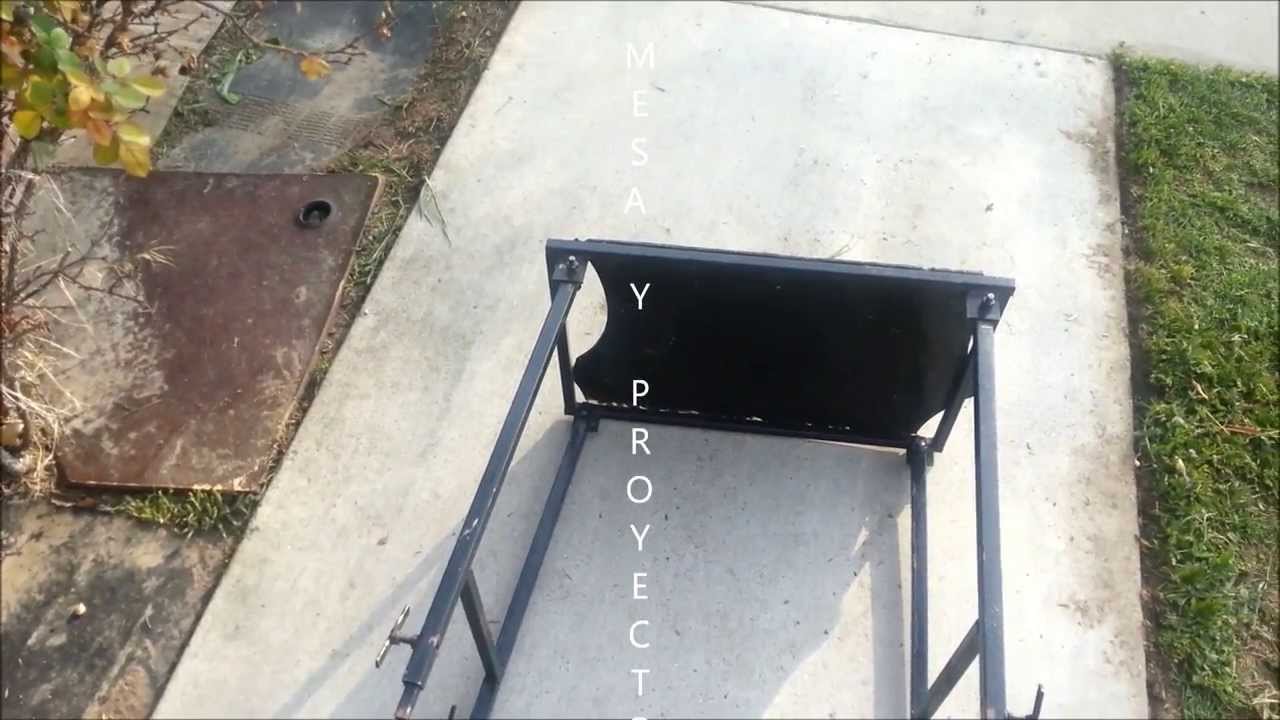 Mesa para proyector y pantalla de licra