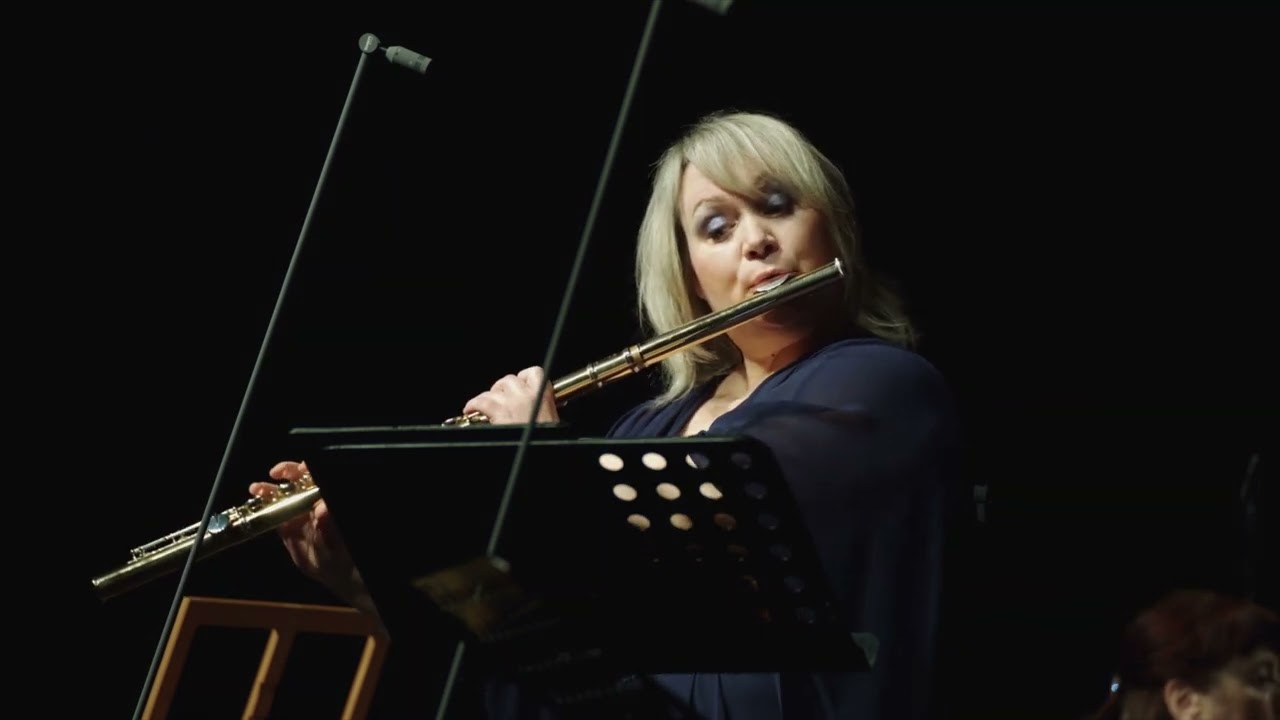 Michail Travlos - Distant Memories for alto flute and string orchestra