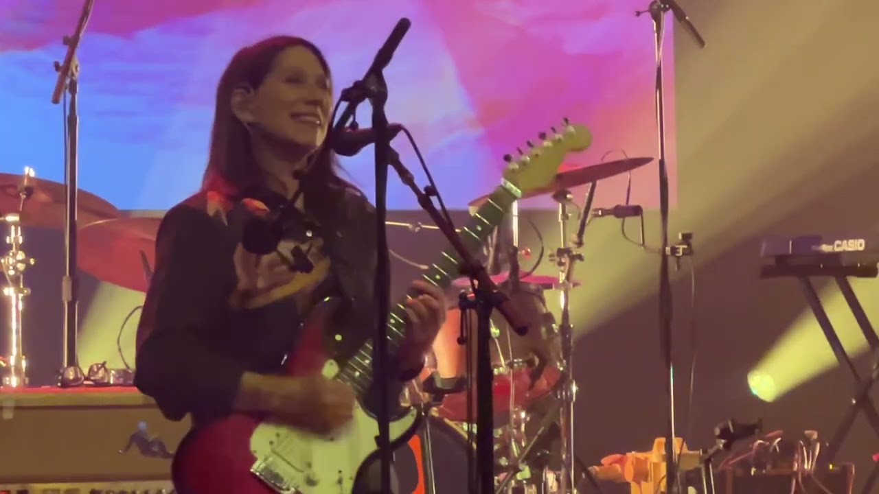 Kim Deal - No Aloha, Live at Theater Rotterdam, Juni 21st 2025