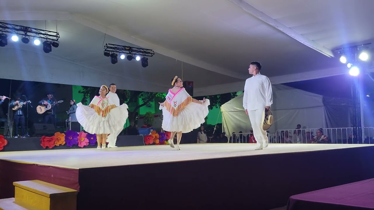 Estilo Veracruzano Categoría Adulto 