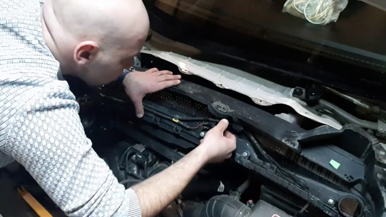 Замена форсунок стеклоомывателя на KIA CEED 2