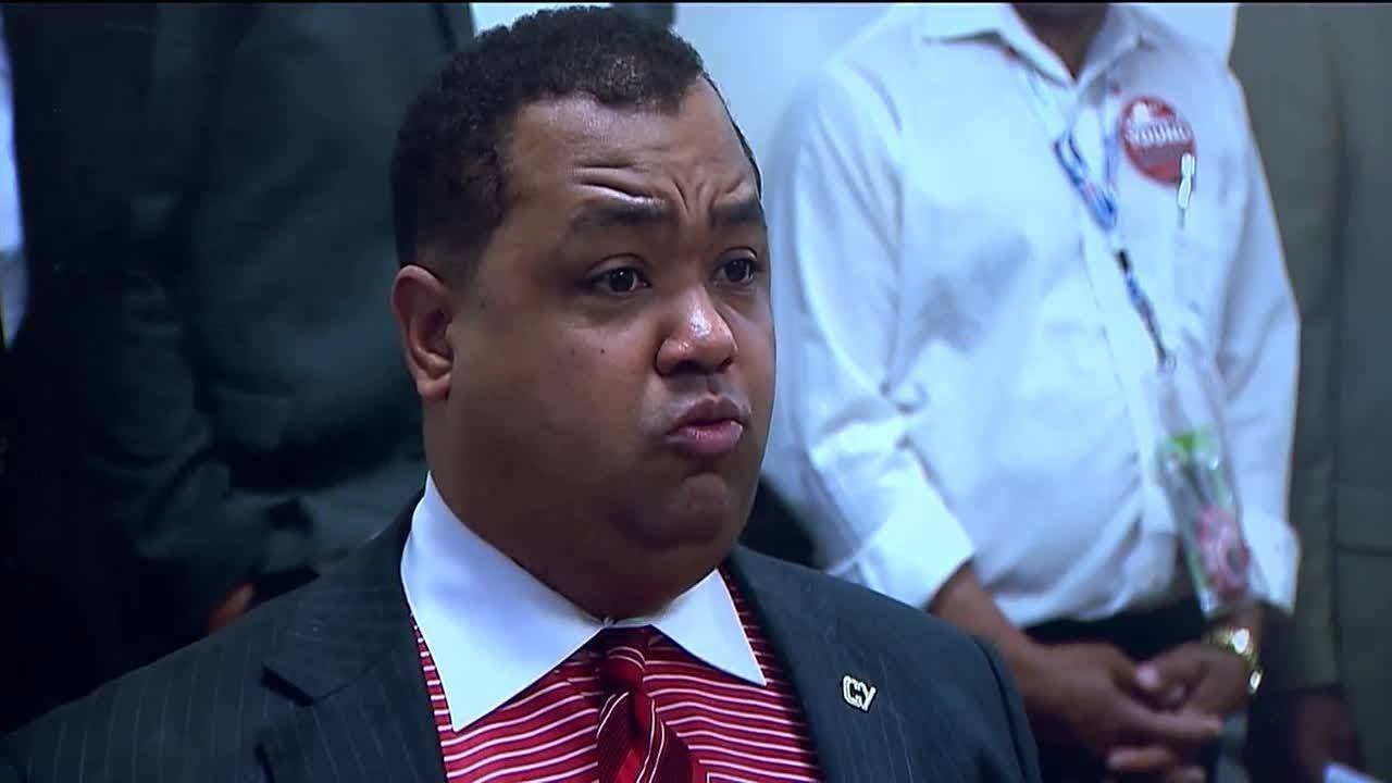 Coleman Young II unveils 'plan to restore Detroit'