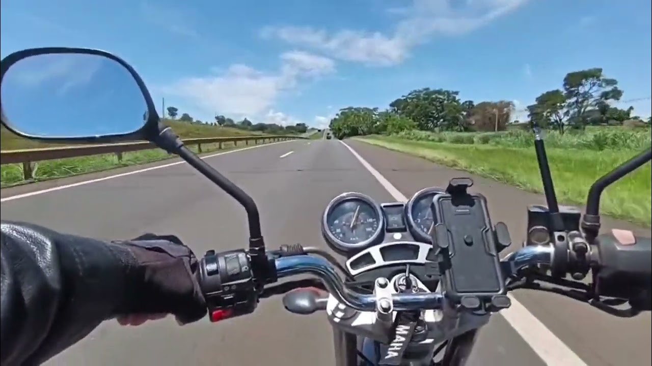 E o dia já começa na estrada #motovlog #motorcycle #gopro #dji #yamaha #fazer250 #biker #money #pov 