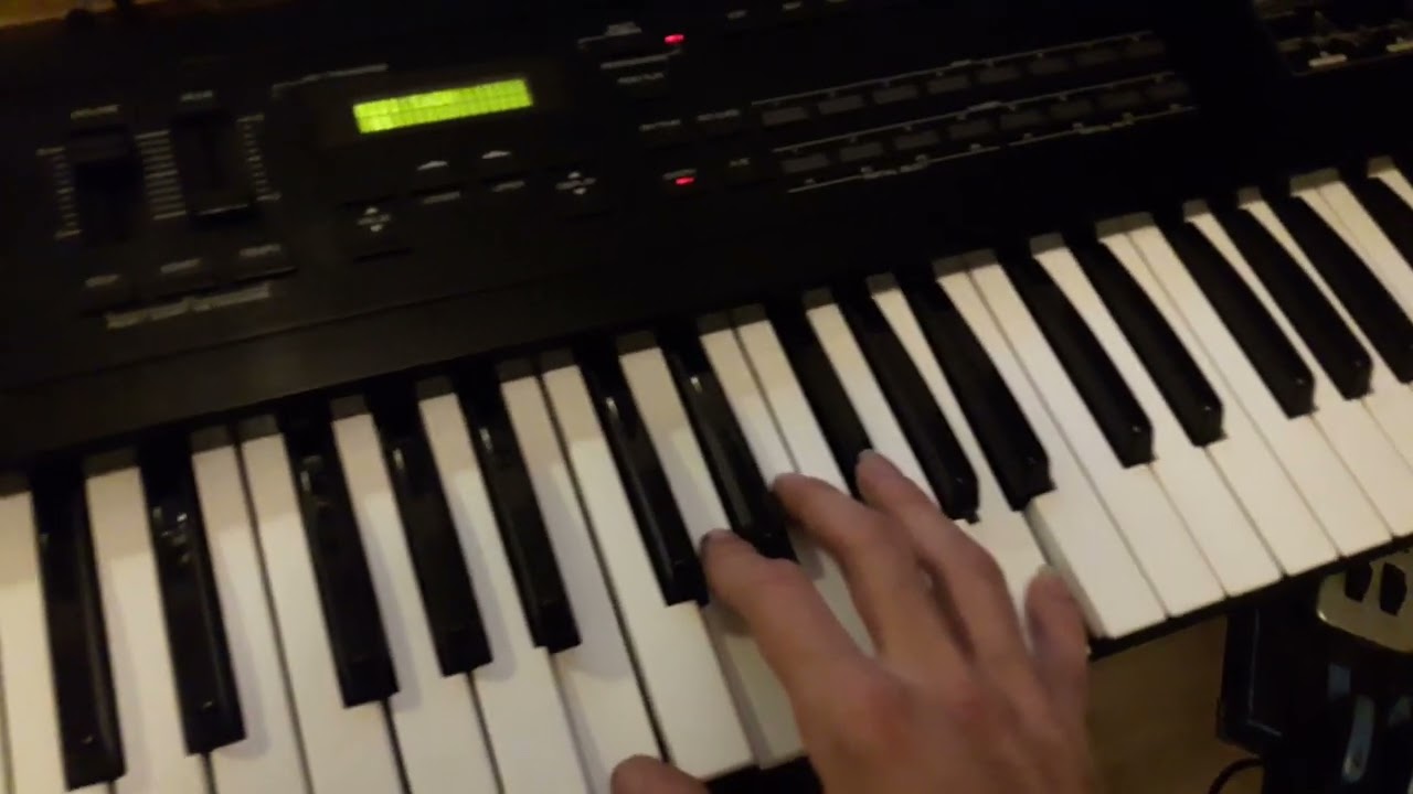 ROLAND D-10 PEFROMANCE MODE MIDI AND HOW TO USE LIKE MIDI KEYBOARD (REQUESTED BY VIEWER)