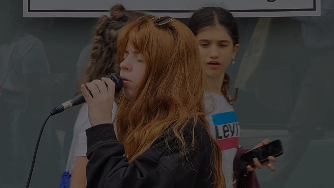 Wicked Game - Ella Mieri & Fabio Rodrigues (busking in Grafton Street)