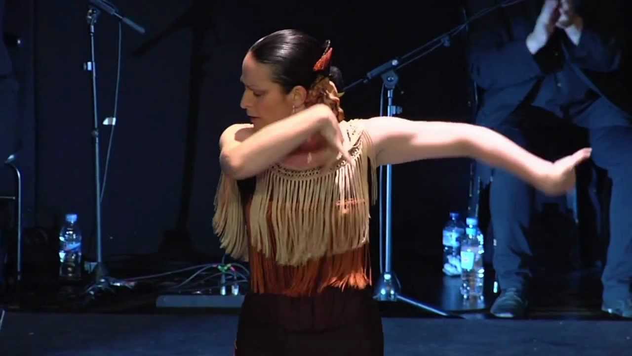 Pilar Beltran baila la Canastera