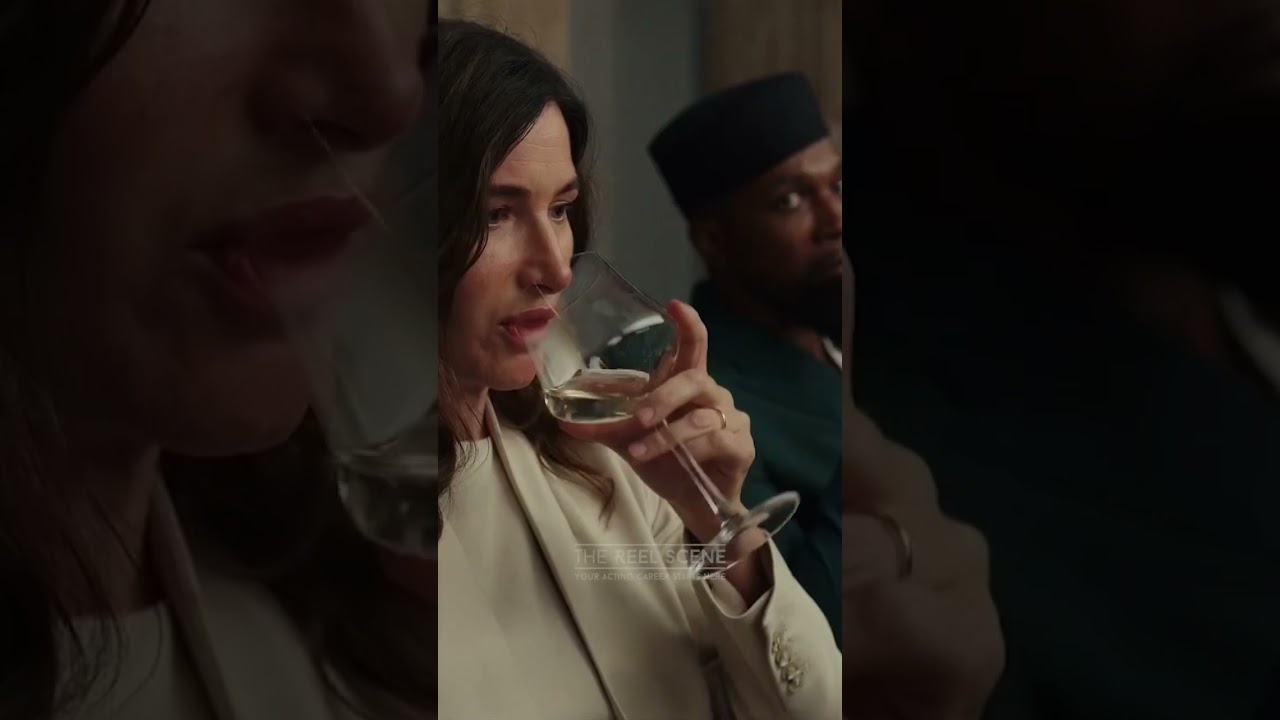 &ldquo;The winner gets an iPad&rdquo; - Glass Onion: A Knives Out Mystery Netflix Movie 👏