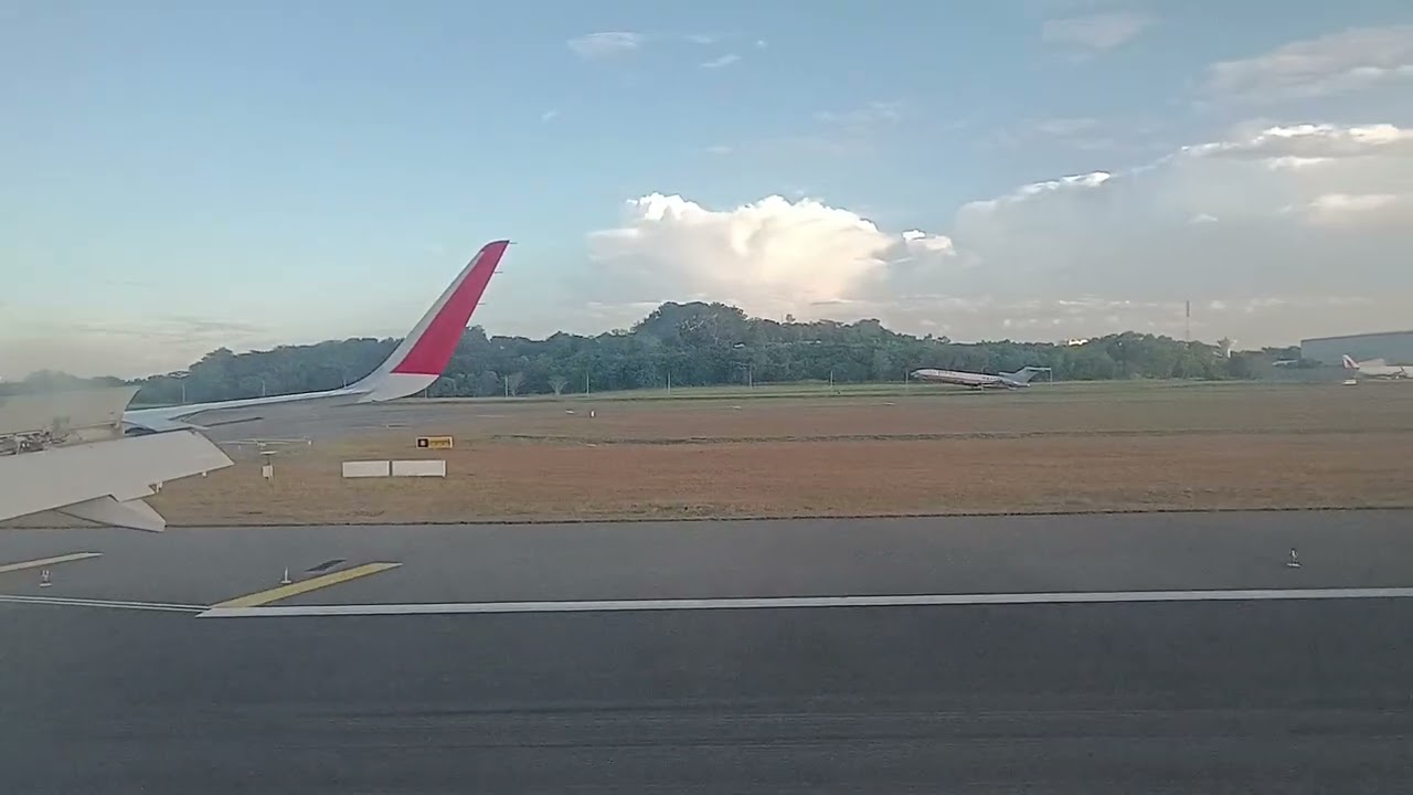 Srilankan Airways Colombo landing . @iflysrilankan @SriLankanPolitics-e7m 