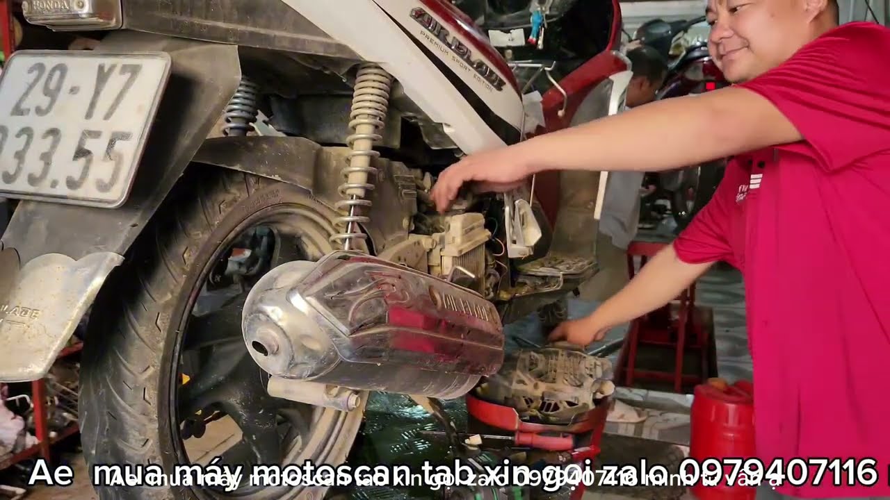AIR BLADE 110 HỤT GA ĐÃ VẬT AE THỢ 3 NGÀY MÀ VẪN CHƯA TÌM RA NGUYÊN NHÂN VÀ CÁI KẾT
