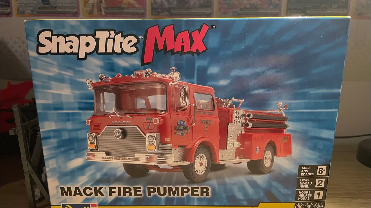 Revell Snap tite max Mack fire pumper unboxing 