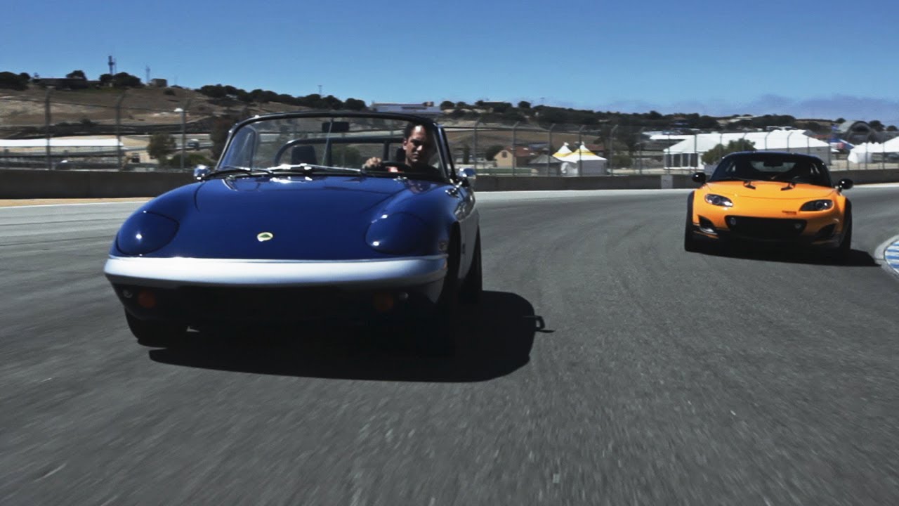 Lotus Elan 1967 года и концепт Mazda MX-5 Super 20 — CAR and DRIVER