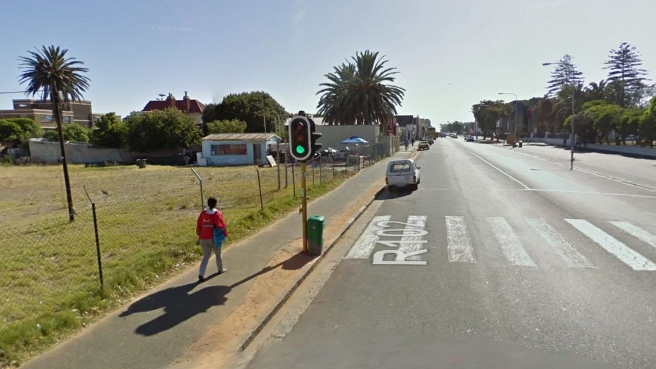 THIS IS WHAT CAPE TOWN'S VOORTREKKER ROAD LOOKED LIKE IN 2009