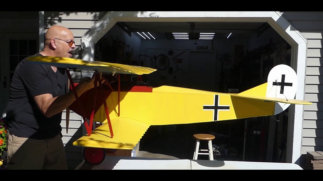 Balsa USA 1/4 Scale Fokker D.VII - Episode 57 - Balancing the Plane and Starting the Engine