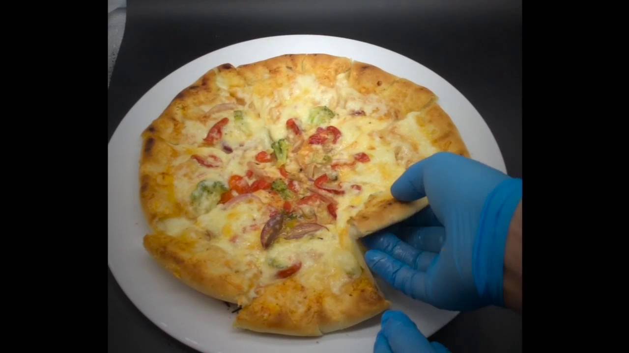 So sollte ein Käserand aussehen, Pizzeria Fattoria Bad Rothenfelde - cheezy crust