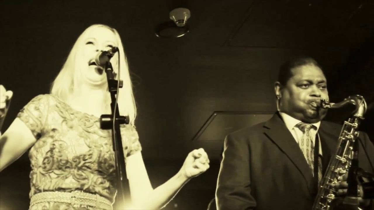 Lizzie Deane Showreel