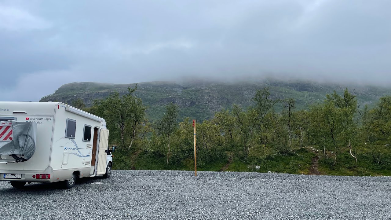Dag 8 i husbilen. In i Finland och kommer fram till Kilpisjärvi.