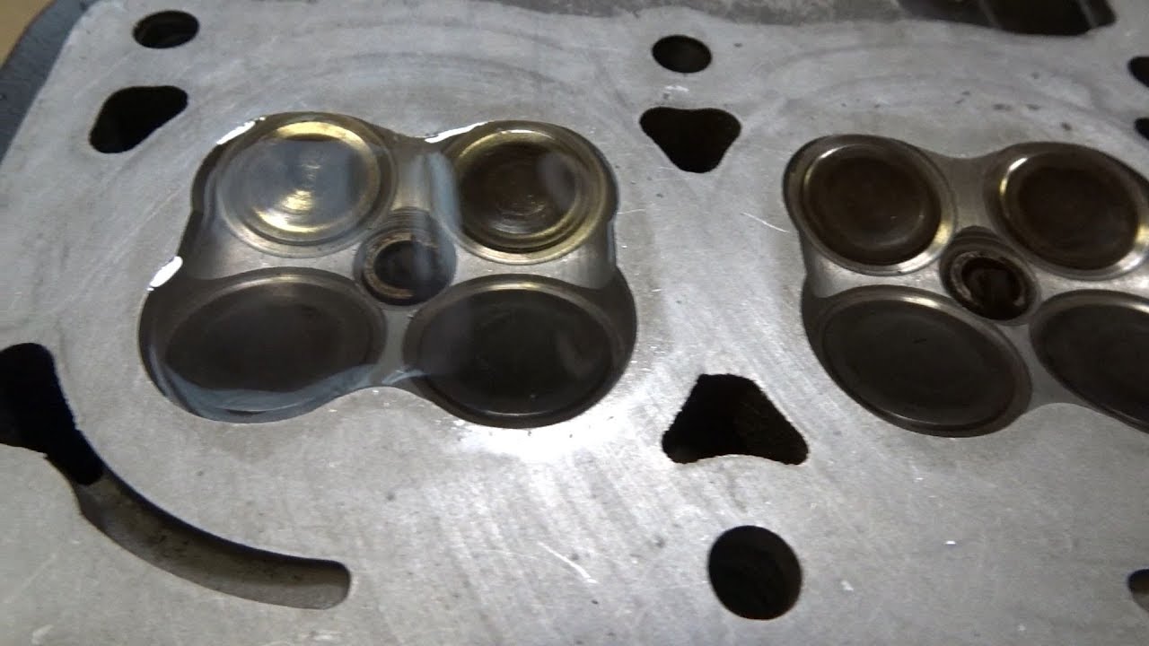 バルブとシリンダーヘッドの取り付け【Bandit250 GJ77A】