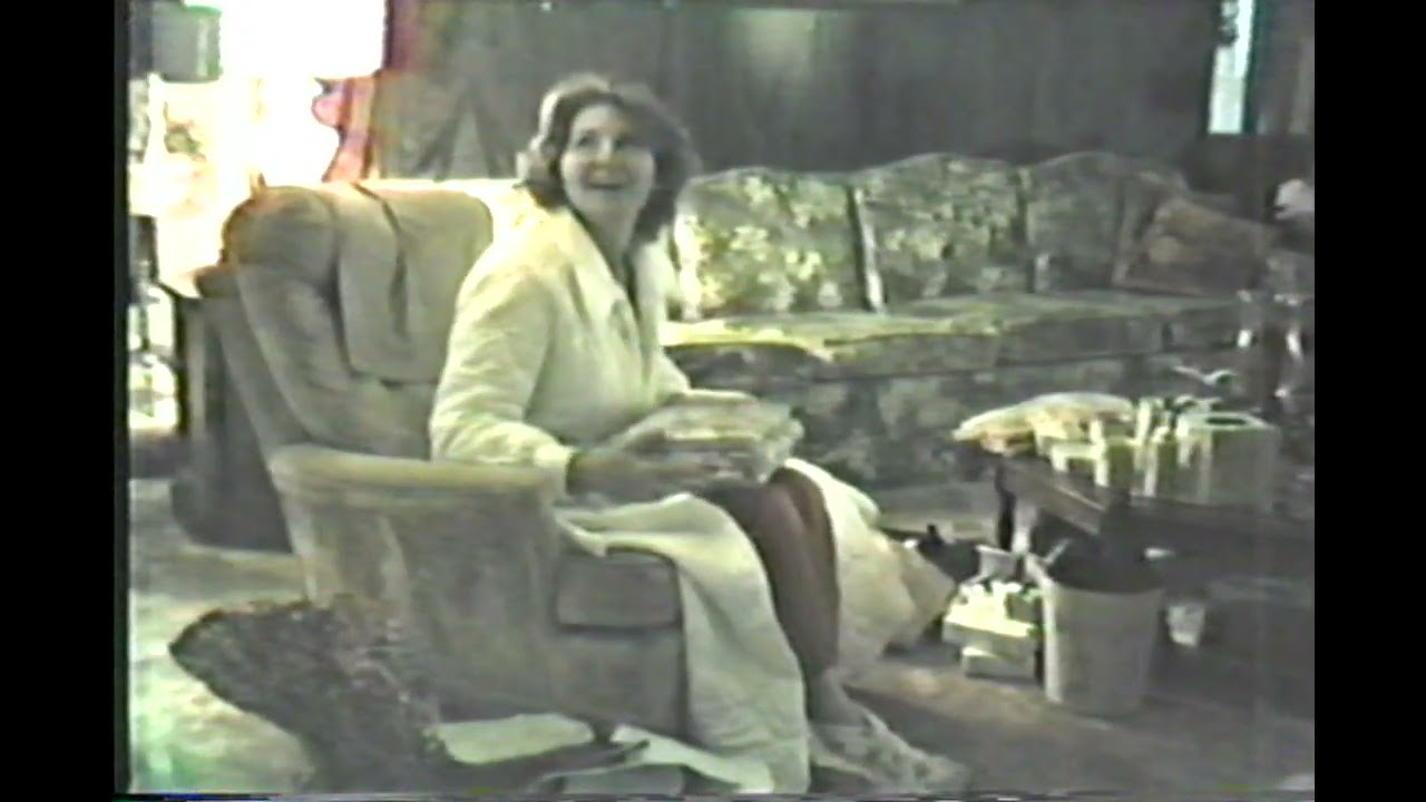 1983 Oetting Family  Christmas Dads New VIdeo Camera