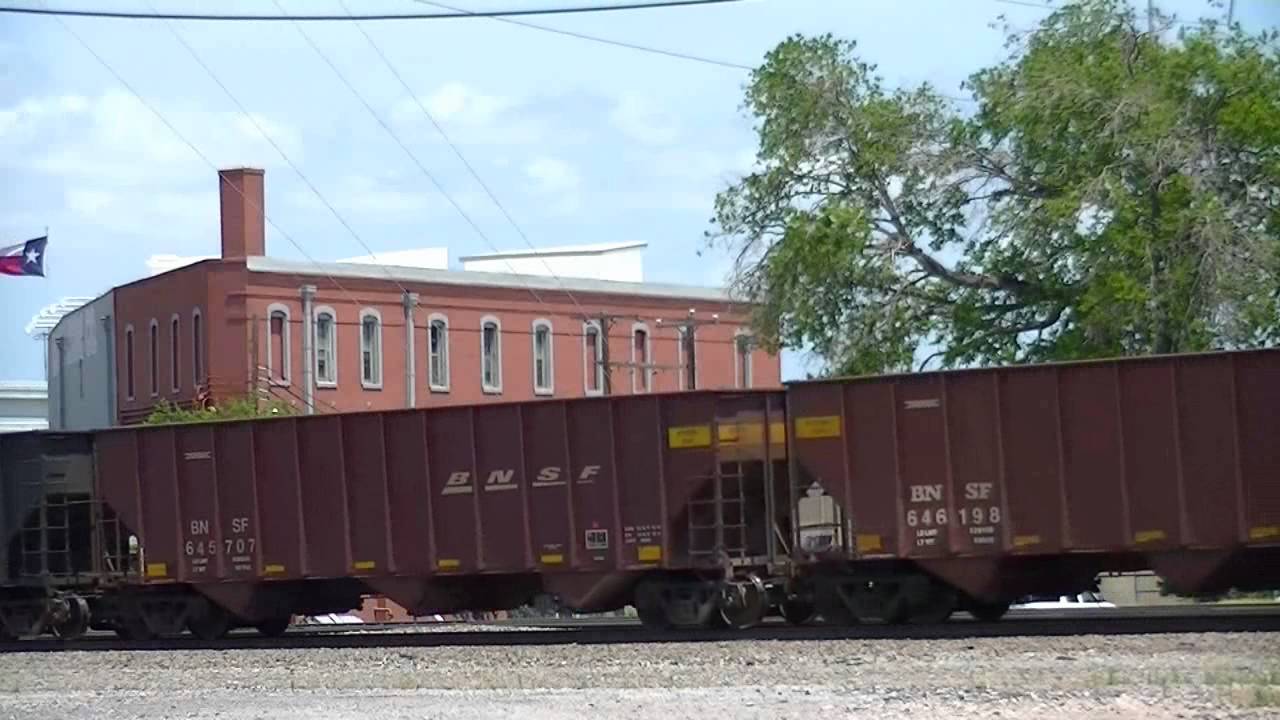 Fort Worth, Texas - BNSF 6626 - 05/01/2012