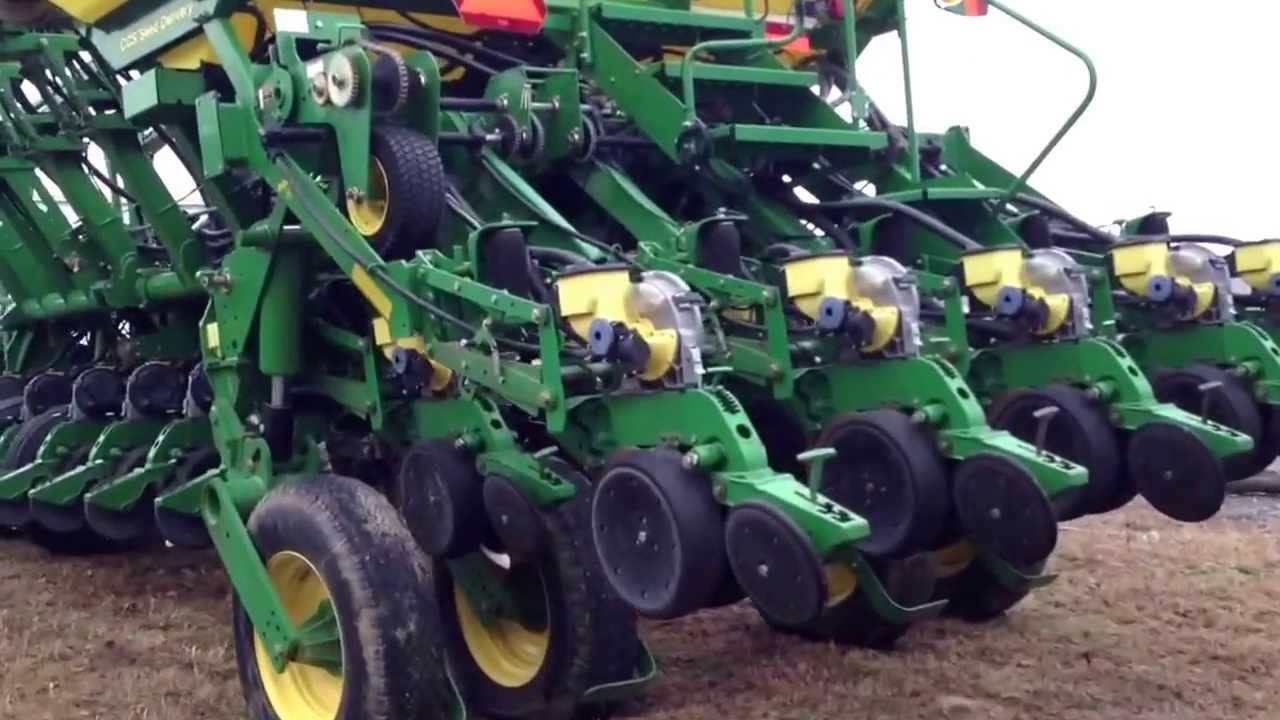 John Deere 1790 Mechanical drive