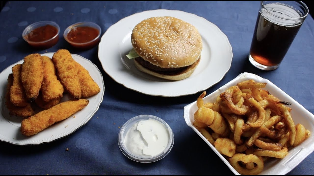 ASMR - Cheat Day / Eating Sounds (German/Deutsch)