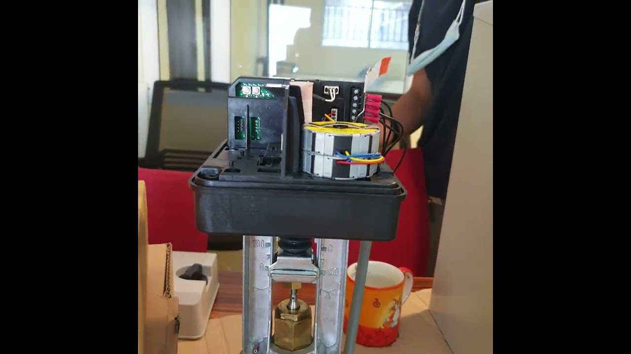 ตู้ไฟคอนโทรล ทีเวย์วาล์ว ยี่ห้อ Honeywell