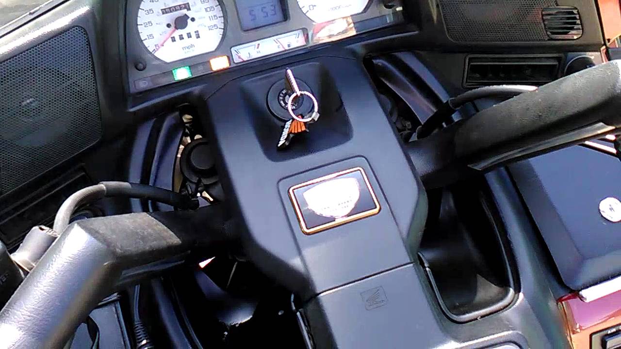 мой голд винг 1500