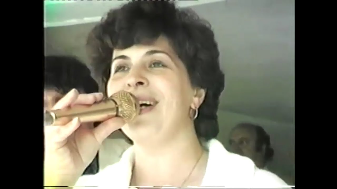 ОРК РОДОПИ И ВЕЛИЧКА ГЬОРЕВА - ЛЮБИЛИ СЕ ДВАМА МЛАДИ ORK RODOPI I VELICHKA GYOREVA - LUBILI SE DVAMA