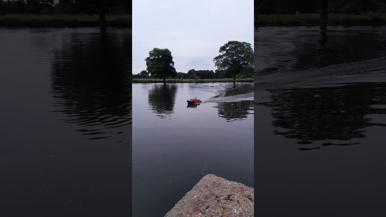 Tiny Tyne on the boating lake 