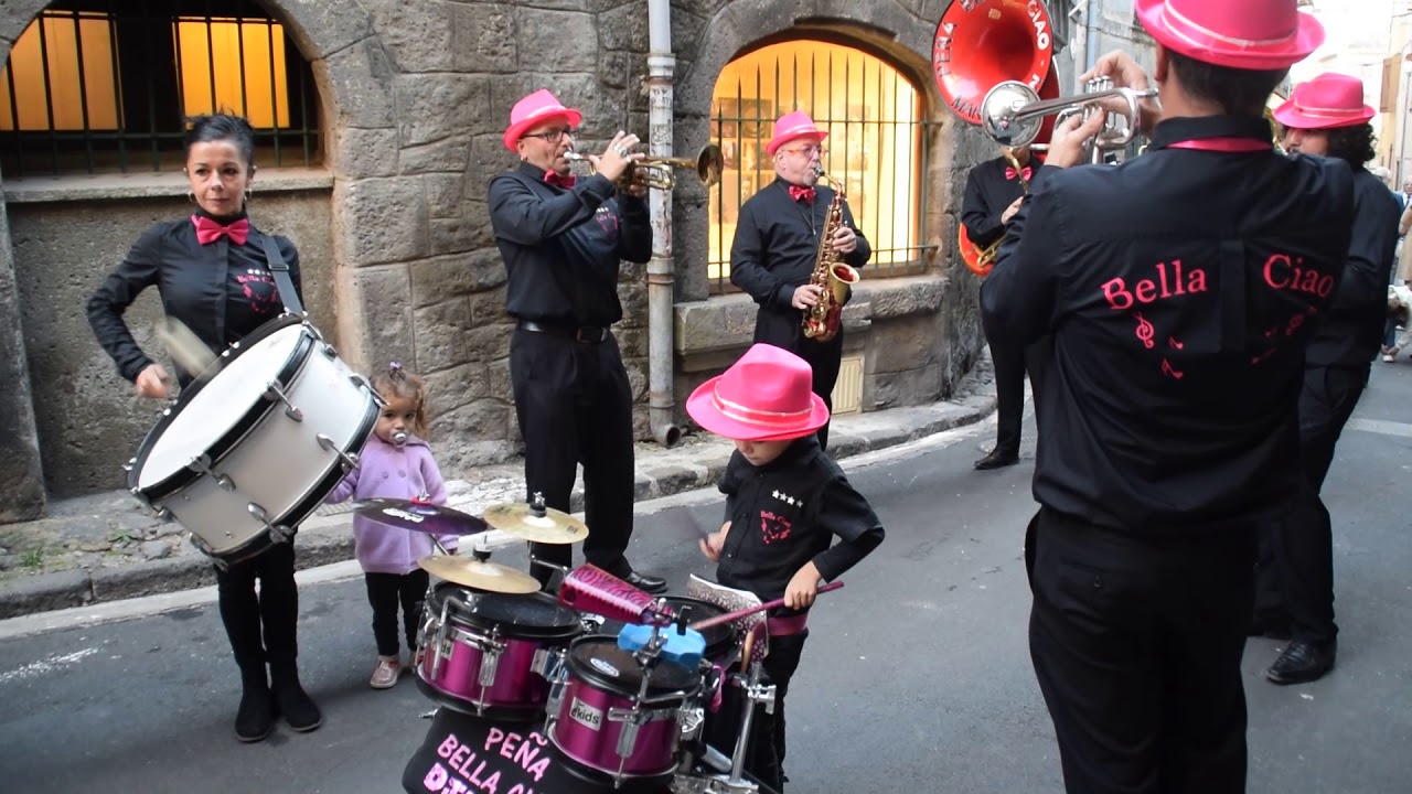 AGDE FETE DU VIN PRIMEUR 21 10 2018 avec Pena Bella Ciao