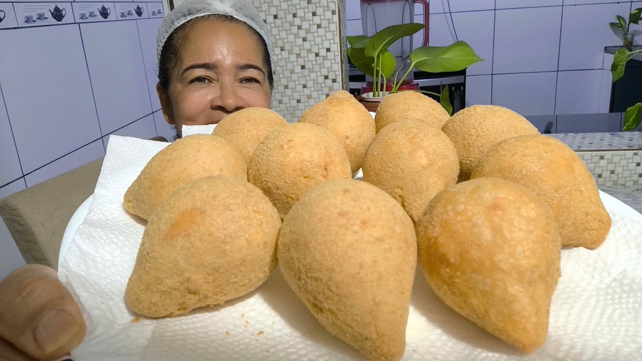 Coxinha 🍗🍗🍗 de frango super deliciosa 😍😍😍