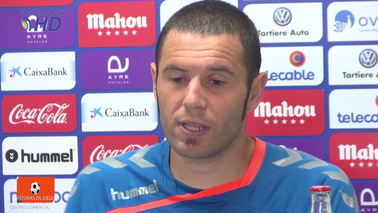DIEGO CERVERO, delantero del Real Oviedo. Rueda de prensa y entrenamiento desde El Requexón.