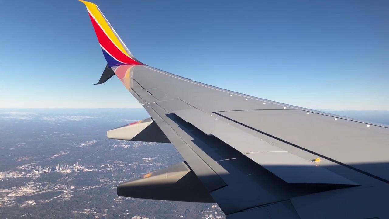 Southwest Airlines Landing Atlanta - Boeing 737-7H4