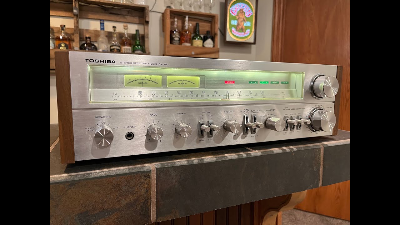 Vintage Stereo Receiver Review - Toshiba SA 750...Better than the Pioneer SX 750??
